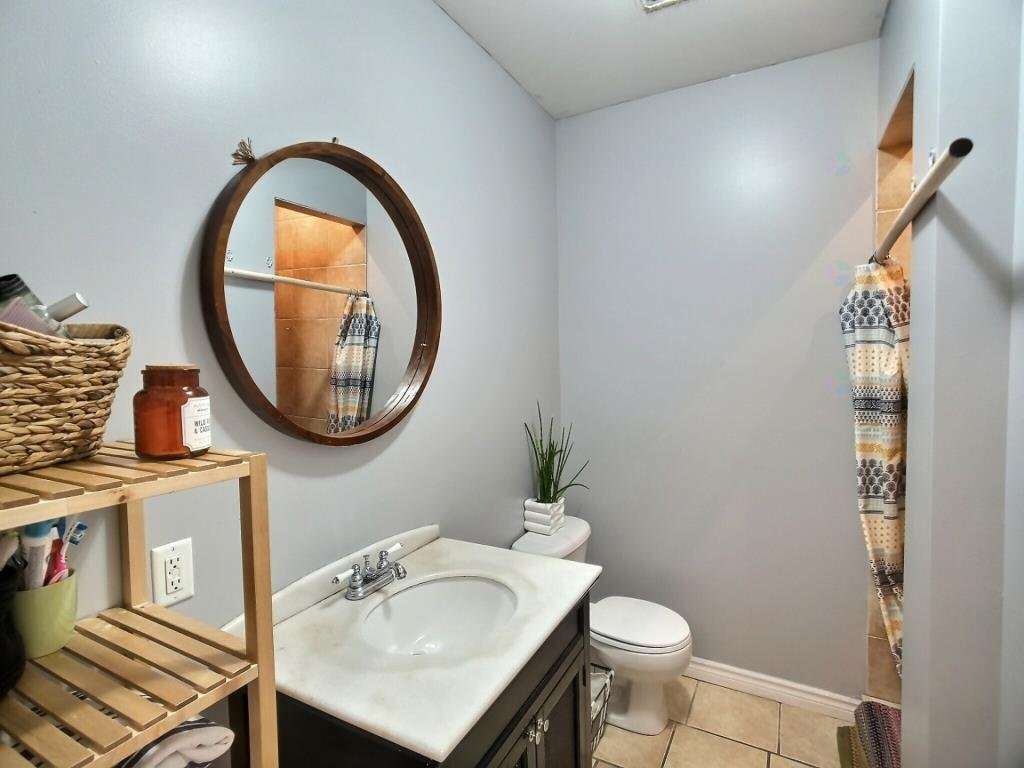 574